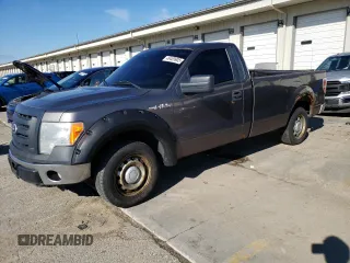 2010 Ford F-150 XL с VIN 1FTMF1CW7AKA90856, выставлен на аукционе Copart как лот 49409905 с пробегом 297 985 миль миль и Списание • Salvage title. История ставок и продаж доступна на DreamBid. Изображение 1.