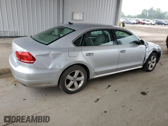 2013 Volkswagen Passat SE с VIN 1VWBH7A35DC118033, выставлен на аукционе Copart как лот 59998325 с пробегом 248 493 миль миль и Чистый • Clean title. История ставок и продаж доступна на DreamBid. Изображение 3.