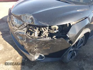 2017 Nissan Rogue SL z VIN JN1BJ1CR5HW101326, wystawiony jako IAAI lot #42198432 z przebiegiem 92 227 mil mil oraz . Historia ofert i sprzedaży dostępna na DreamBid. Obrazek 6.
