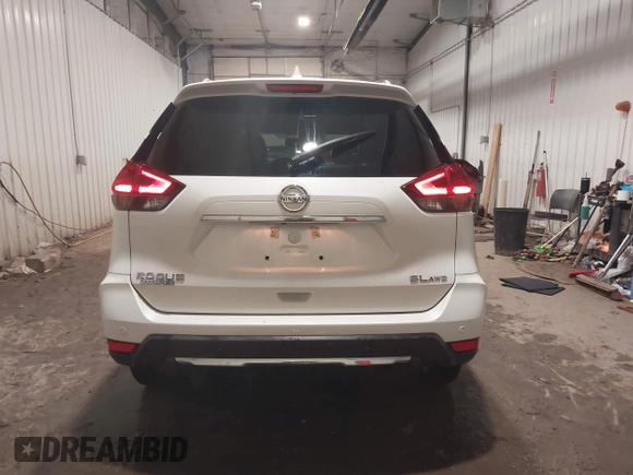 2019 Nissan Rogue SV with VIN 5N1AT2MV7KC747105, listed as a IAAI auction lot 41445027 with 40,958 mi miles. Bid and sale history available at carsss.com. Image 17.
