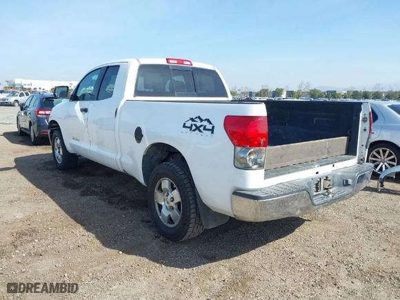 2007 Toyota Tundra SR5 with VIN 5TBBV54167S457566, listed as a IAAI auction lot 41598520 with 245,474 mi miles. Bid and sale history available at carsss.com. Image 3.
