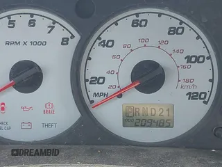2001 Ford Escape XLT with VIN 1FMYU04131KB70753, listed as a IAAI auction lot 42174549 with 209,485 mi miles and . Bid and sale history available at DreamBid. Image 7.