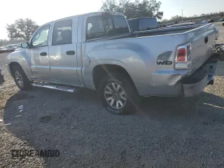 2008 Mitsubishi Raider LS with VIN 1Z7HT28KX8S620452, listed as a Copart auction lot 45400215 with 179,735 mi miles and Salvage Title. Bid and sale history available at carsss.com. Image 2.