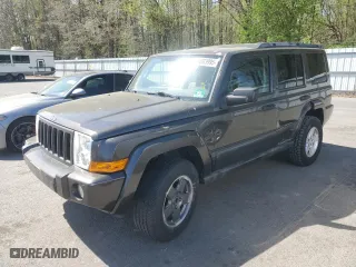 2006 Jeep Commander with VIN 1J8HG48KX6C229068, listed as a Copart auction lot 54003995 with 186,875 mi miles and Salvage Title. Bid and sale history available at carsss.com. Image 1.