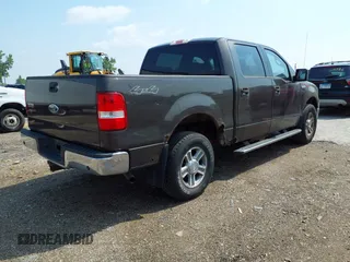 2005 Ford F-150 XLT z VIN 1FTPW14505KE78598, wystawiony jako IAAI lot #42457563 z przebiegiem 84 702 mil mil oraz . Historia ofert i sprzedaży dostępna na DreamBid. Obrazek 4.