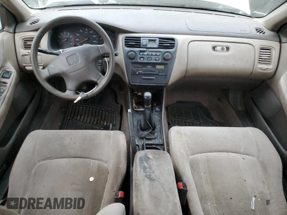 1999 Honda Accord LX с VIN JHMCG5540XC034223, выставлен на аукционе Copart как лот 83922254 с пробегом Не указан миль и Списание • Salvage title. История ставок и продаж доступна на DreamBid. Изображение 8.