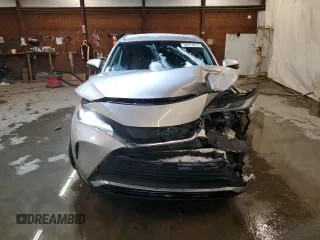 2021 Toyota Venza LE with VIN JTEAAAAH5MJ049265, listed as a Copart auction lot 38774213 with 13,427 mi miles. Bid and sale history available at carsss.com. Image 5.