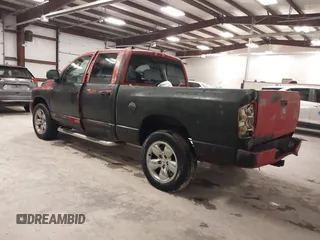 2005 Dodge 1500 SLT with VIN 1D7HU18D55S144522, listed as a IAAI auction lot 41728279 with 173,651 mi miles. Bid and sale history available at carsss.com. Image 3.