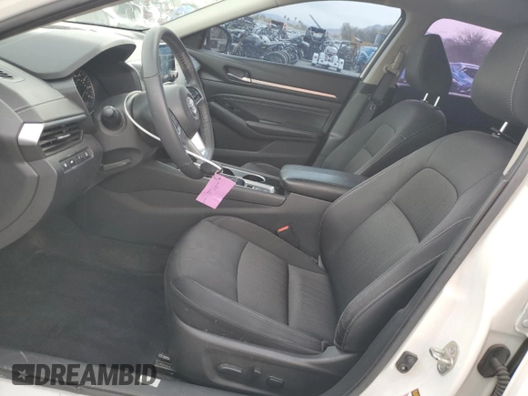2021 Nissan Altima SV z VIN 1N4BL4DV1MN385337, wystawiony jako Copart lot #50422555 z przebiegiem 111 679 mil mil oraz Szkoda całkowita • Salvage title. Historia ofert i sprzedaży dostępna na DreamBid. Obrazek 7.
