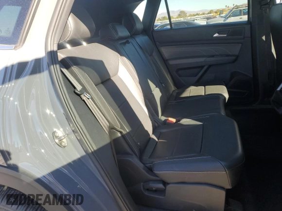 2021 Volkswagen Atlas SEL with VIN 1V2SE2CAXMC235406, listed as a Copart auction lot 80754164 with 31,527 mi miles and Salvage title. Bid and sale history available at DreamBid. Image 10.
