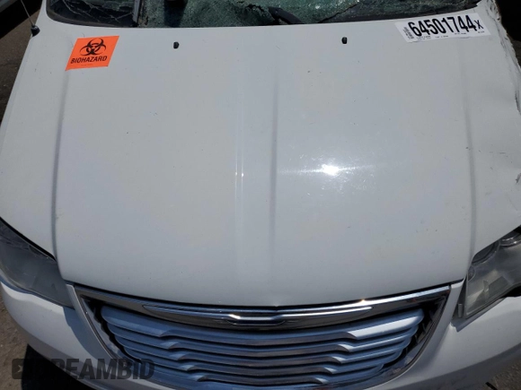 2015 Chrysler Town & Country Touring with VIN 2C4RC1BG5FR637432, listed as a Copart auction lot 82608584 with 0 mi miles and Non Repairable. Bid and sale history available at carsss.com. Image 11.