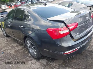 2016 Kia Cadenza Premium z VIN KNALN4D74G5218076, wystawiony jako IAAI lot #42123328 z przebiegiem 184 792 mil mil oraz . Historia ofert i sprzedaży dostępna na DreamBid. Obrazek 3.