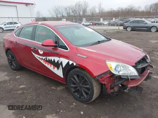 2014 Buick Verano with VIN 1G4PP5SK0E4128661, listed as a IAAI auction lot 41908441 with 84,084 mi miles. Bid and sale history available at carsss.com. Image 1.