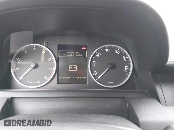 2011 Land Rover LR4 Lux with VIN SALAK2D48BA565450, listed as a IAAI auction lot 42669730 with 177,858 mi miles and . Bid and sale history available at DreamBid. Image 7.