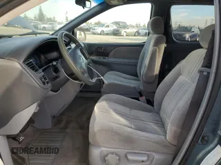 2003 Toyota Sienna CE z VIN 4T3ZF19CX3U539489, wystawiony jako Copart lot #42619745 z przebiegiem 216 284 mil mil oraz Szkoda całkowita • Salvage title. Historia ofert i sprzedaży dostępna na DreamBid. Obrazek 7.