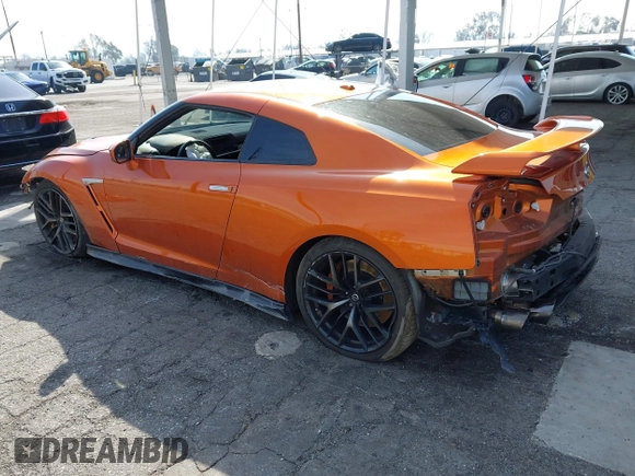 2017 Nissan GT-R Premium с VIN JN1AR5EF2HM820365, выставлен на аукционе IAAI как лот 41594390 с пробегом Не указан миль и . История ставок и продаж доступна на DreamBid. Изображение 3.