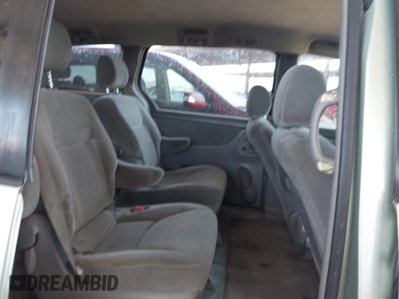 2007 Toyota Sienna CE with VIN 5TDZK23C47S058199, listed as a IAAI auction lot 41978011 with 203,941 mi miles. Bid and sale history available at carsss.com. Image 8.