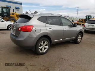 2011 Nissan Rogue SV z VIN JN8AS5MT9BW161225, wystawiony jako Copart lot #55795695 z przebiegiem 132 670 mil mil oraz Szkoda całkowita • Salvage title. Historia ofert i sprzedaży dostępna na DreamBid. Obrazek 3.