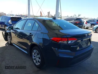 2023 Toyota Corolla LE z VIN 5YFB4MDE6PP039721, wystawiony jako IAAI lot #41662799 z przebiegiem 31 992 mil mil oraz . Historia ofert i sprzedaży dostępna na DreamBid. Obrazek 3.