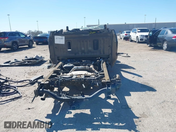 2020 GMC Sierra 1500 Denali z VIN 1GTU9FEL9LZ170791, wystawiony jako IAAI lot #41732485 z przebiegiem Nie podano mil oraz . Historia ofert i sprzedaży dostępna na DreamBid. Obrazek 17.