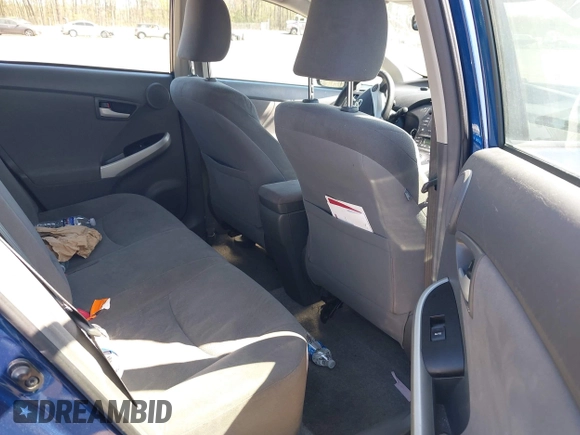 2011 Toyota Prius I z VIN JTDKN3DU4B0272319, wystawiony jako IAAI lot #42050245 z przebiegiem 283 855 mil mil oraz . Historia ofert i sprzedaży dostępna na DreamBid. Obrazek 8.