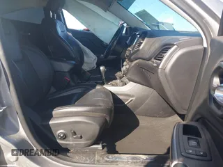 2020 Jeep Cherokee Limited with VIN 1C4PJMDX5LD624643, listed as a IAAI auction lot 41850663 with 89,947 mi miles and . Bid and sale history available at DreamBid. Image 5.
