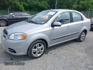 2010 Chevrolet Aveo 1LT с VIN KL1TD5DE7AB133551, выставлен на аукционе IAAI как лот 42499135 с пробегом 46 294 миль миль и . История ставок и продаж доступна на DreamBid. Изображение 17.