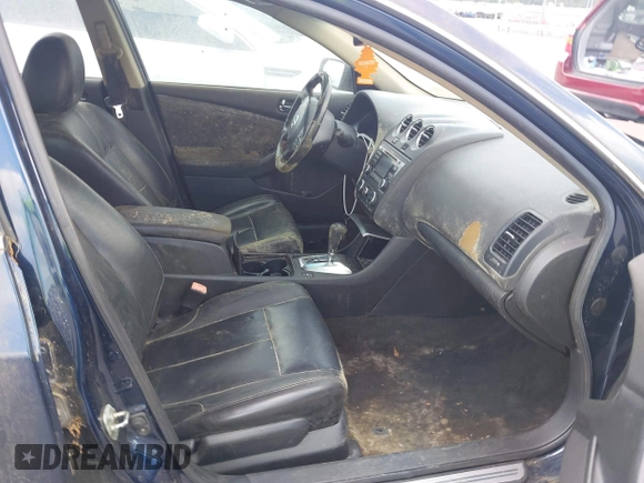 2011 Nissan Altima S with VIN 1N4AL2AP2BN422897, listed as a IAAI auction lot 42649230 with 228,679 mi miles and . Bid and sale history available at DreamBid. Image 5.