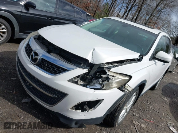 2011 Mazda CX-9 Grand Touring with VIN JM3TB2DA8B0301776, listed as a IAAI auction lot 41582526 with 233,661 mi miles. Bid and sale history available at carsss.com. Image 2.