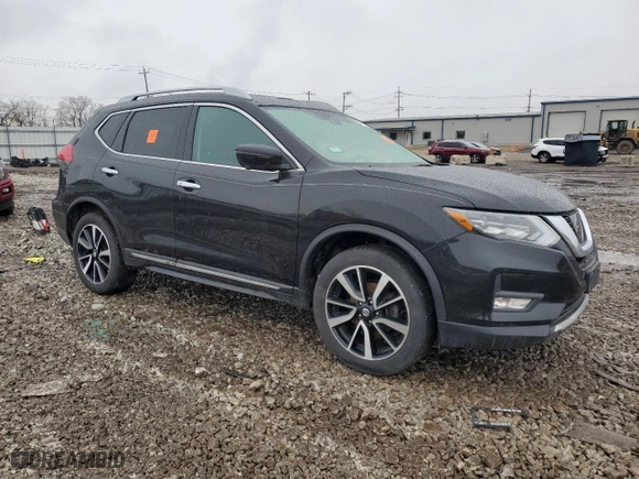 2017 Nissan Rogue SV with VIN 5N1AT2MV8HC805912, listed as a Copart auction lot 47167045 with 0 mi miles and Salvage Title. Bid and sale history available at carsss.com. Image 4.