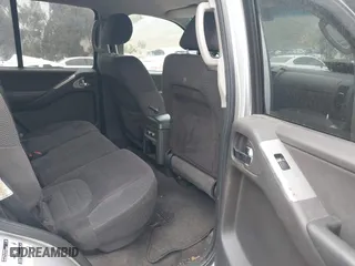 2006 Nissan Pathfinder SE with VIN 5N1AR18U76C646520, listed as a IAAI auction lot 42077515 with 187,635 mi miles. Bid and sale history available at carsss.com. Image 8.