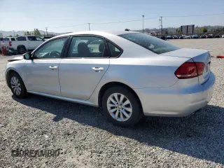 2013 Volkswagen Passat Wolfsburg Edition z VIN 1VWAH7A31DC027577, wystawiony jako Copart lot #54858125 z przebiegiem 88 685 mil mil oraz Szkoda całkowita • Salvage title. Historia ofert i sprzedaży dostępna na DreamBid. Obrazek 2.