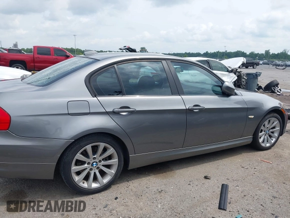 2011 BMW 3 Series 328i with VIN WBAPH7C56BE850922, listed as a IAAI auction lot 42294307 with 96,234 mi miles and . Bid and sale history available at DreamBid. Image 13.