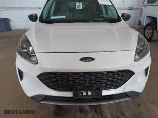 2022 Ford Escape SE with VIN 1FMCU9G63NUA61225, listed as a IAAI auction lot 41848235 with 153,447 mi miles. Bid and sale history available at carsss.com. Image 12.
