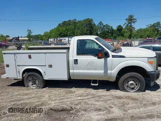 2013 Ford Super Duty F-250 SRW XL with VIN 1FDBF2B63DEA18579, listed as a IAAI auction lot 42136145 with 221,134 mi miles. Bid and sale history available at carsss.com. Image 13.