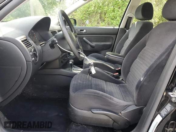 2003 Volkswagen Jetta GLS с VIN 3VWSK69M33M036582, выставлен на аукционе Copart как лот 61177465 с пробегом 62 322 миль миль и Чистый • Clean title. История ставок и продаж доступна на DreamBid. Изображение 7.