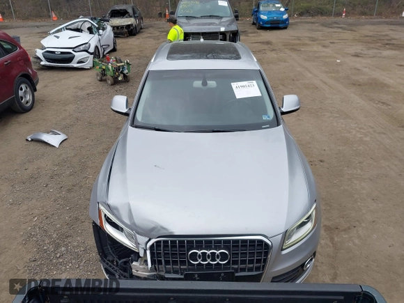 2016 Audi Q5 Premium Plus with VIN WA1L2AFP2GA090770, listed as a IAAI auction lot 41905423 with 252,304 mi miles. Bid and sale history available at carsss.com. Image 12.
