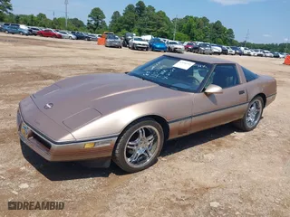 1985 Chevrolet Corvette with VIN 1G1YY0781F5115024, listed as a IAAI auction lot 42096552 with 217,699 mi miles. Bid and sale history available at carsss.com. Image 2.