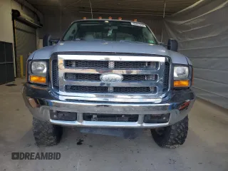 2006 Ford F-350 XL with VIN 1FTWX31576EA75467, listed as a Copart auction lot 48431255 with 256,706 mi miles and Clean Title. Bid and sale history available at DreamBid. Image 5.