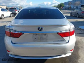 2014 Lexus ES 300h Hybrid with VIN JTHBW1GG6E2054347, listed as a IAAI auction lot 41546704 with 225,040 mi miles. Bid and sale history available at carsss.com. Image 17.