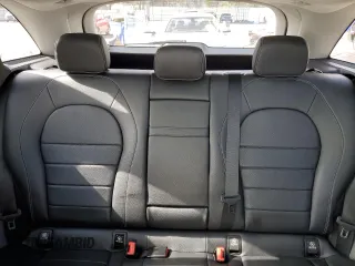 2019 Mercedes-Benz GLC 300 z VIN WDC0G4JBXK1000372, wystawiony jako Copart lot #45012275 z przebiegiem 85 241 mil mil oraz Szkoda całkowita • Salvage title. Historia ofert i sprzedaży dostępna na DreamBid. Obrazek 10.
