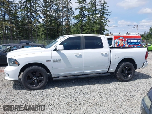 2015 Ram 1500 Sport z VIN 1C6RR7MT7FS601470, wystawiony jako IAAI lot #42334149 z przebiegiem 114 056 mil mil oraz . Historia ofert i sprzedaży dostępna na DreamBid. Obrazek 15.