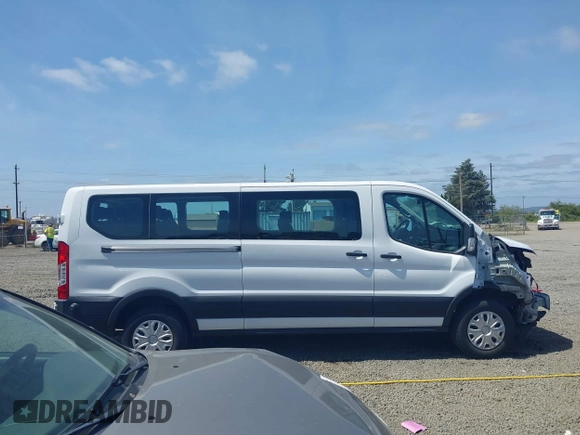 2024 Ford Transit Passenger XL с VIN 1FBAX2Y82RKA83295, выставлен на аукционе IAAI как лот 42443760 с пробегом 19 319 миль миль и . История ставок и продаж доступна на DreamBid. Изображение 14.