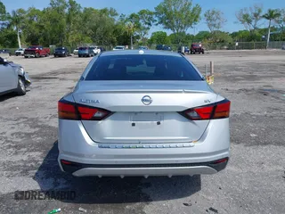 2022 Nissan Altima 2.5 SV with VIN 1N4BL4DV7NN410422, listed as a IAAI auction lot 41882216 with 7,737 mi miles. Bid and sale history available at carsss.com. Image 16.