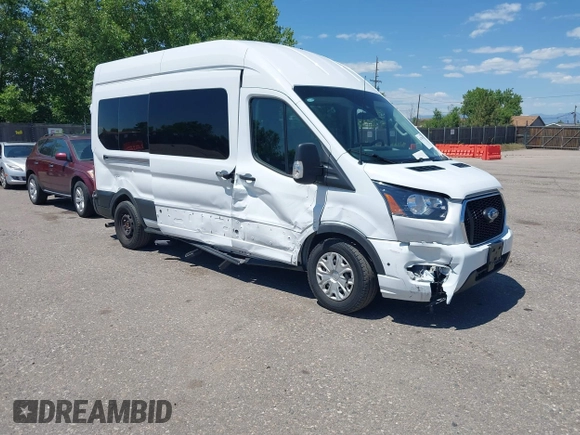 2024 Ford Transit Passenger XL with VIN 1FBAX2X88RKA16346, listed as a IAAI auction lot 42478903 with 21,423 mi miles and . Bid and sale history available at DreamBid. Image 1.
