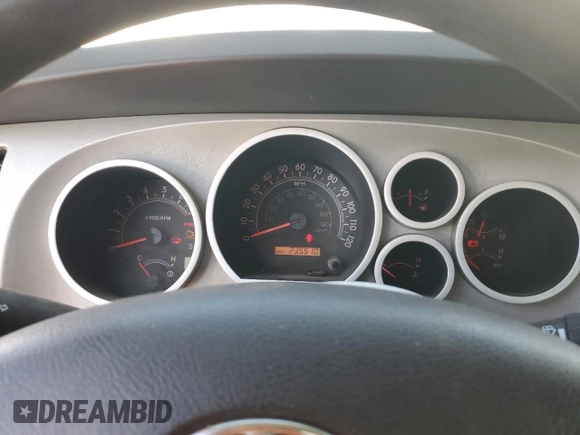 2008 Toyota Tundra z VIN 5TFDV54158X069353, wystawiony jako Copart lot #56985555 z przebiegiem 235 510 mil mil oraz Szkoda całkowita • Salvage title. Historia ofert i sprzedaży dostępna na DreamBid. Obrazek 9.