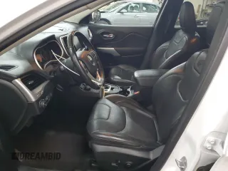 2018 Jeep Cherokee Overland with VIN 1C4PJMJX9JD613338, listed as a Copart auction lot 88442495 with 55,597 mi miles and Non Repairable. Bid and sale history available at carsss.com. Image 7.