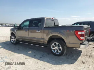 2022 Ford F-150 XL with VIN 1FTFW1ED4NFB39112, listed as a Copart auction lot 54496595 with 8,626 mi miles and Salvage Title. Bid and sale history available at DreamBid. Image 2.