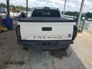 2023 Toyota Tacoma SR5 z VIN 3TMAZ5CN2PM202747, wystawiony jako Copart lot #51661755 z przebiegiem 79 216 mil mil oraz Czysty tytuł • Clean title. Historia ofert i sprzedaży dostępna na DreamBid. Obrazek 6.