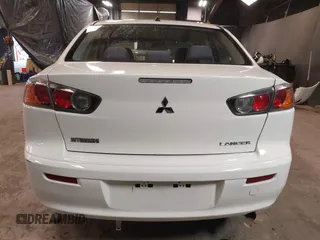 2011 Mitsubishi Lancer ES z VIN JA32U2FU5BU001075, wystawiony jako IAAI lot #41458074 z przebiegiem 120 601 mil mil oraz . Historia ofert i sprzedaży dostępna na DreamBid. Obrazek 17.